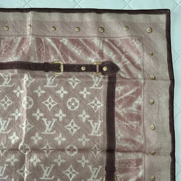 Louis Vuitton Small Cotton Scarf - Picture 12 of 14